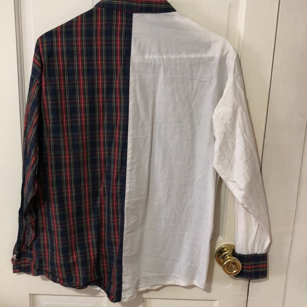Unique button down - Picture 2 of 4